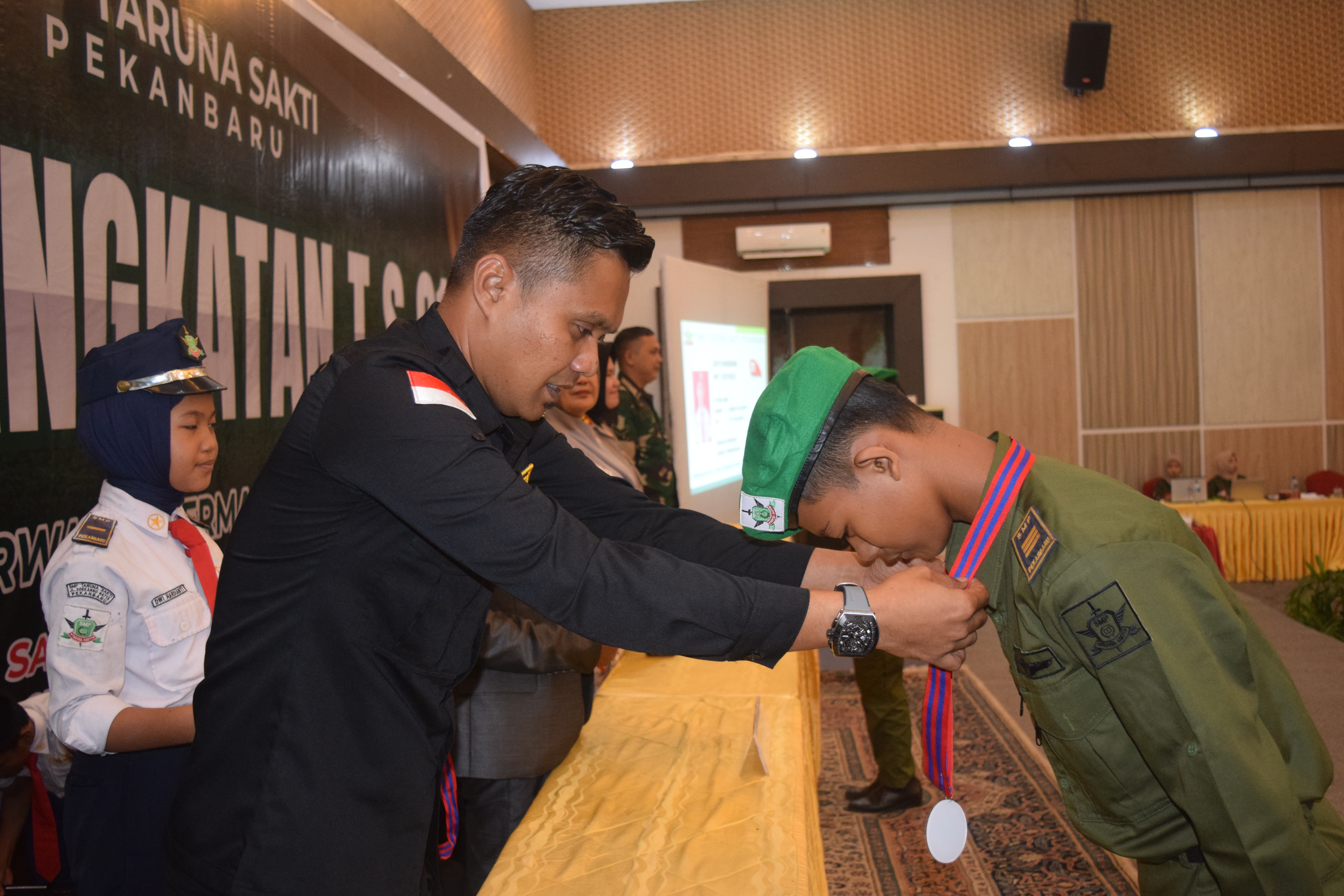 Prosesi Pengukuhan Purna praja TS 01